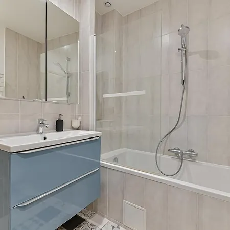 Entier, Porte De Versailles Apartment Paris